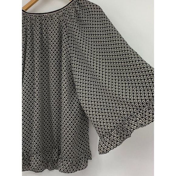 Max studio S2K embroider ruffle top size large relaxed 1758 - Picture 11 of 11